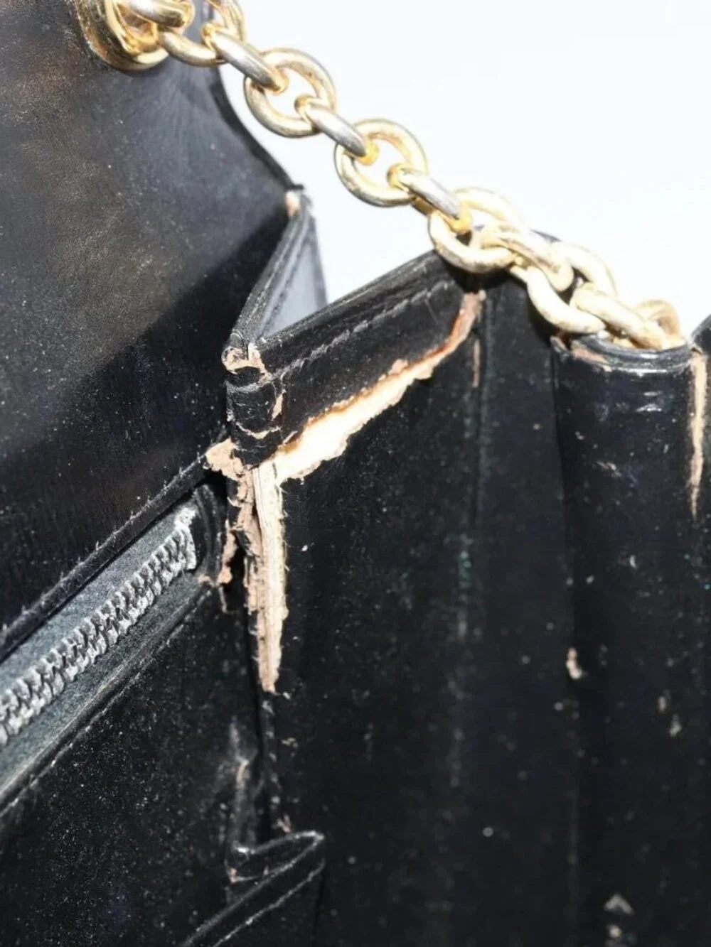 GUCCI Chain Shoulder Bag Leather Black Gold Auth 175138